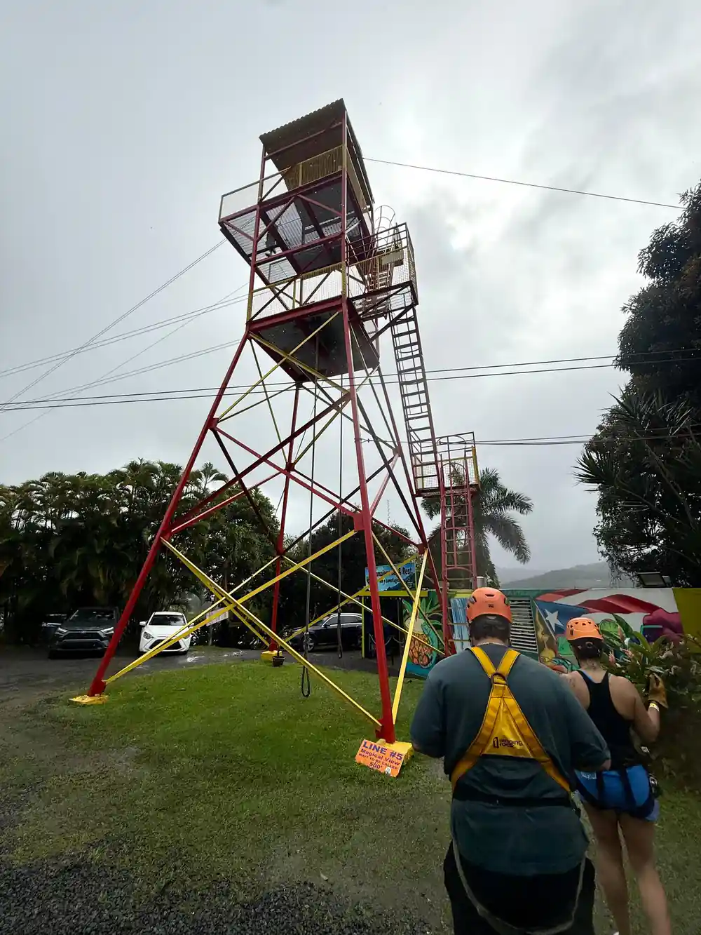 The steel tower against the cloud